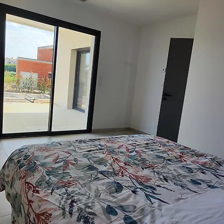 Reva ,8 Couchages, Piscine Entre Terre Et * Nézignan-lʼÉvêque